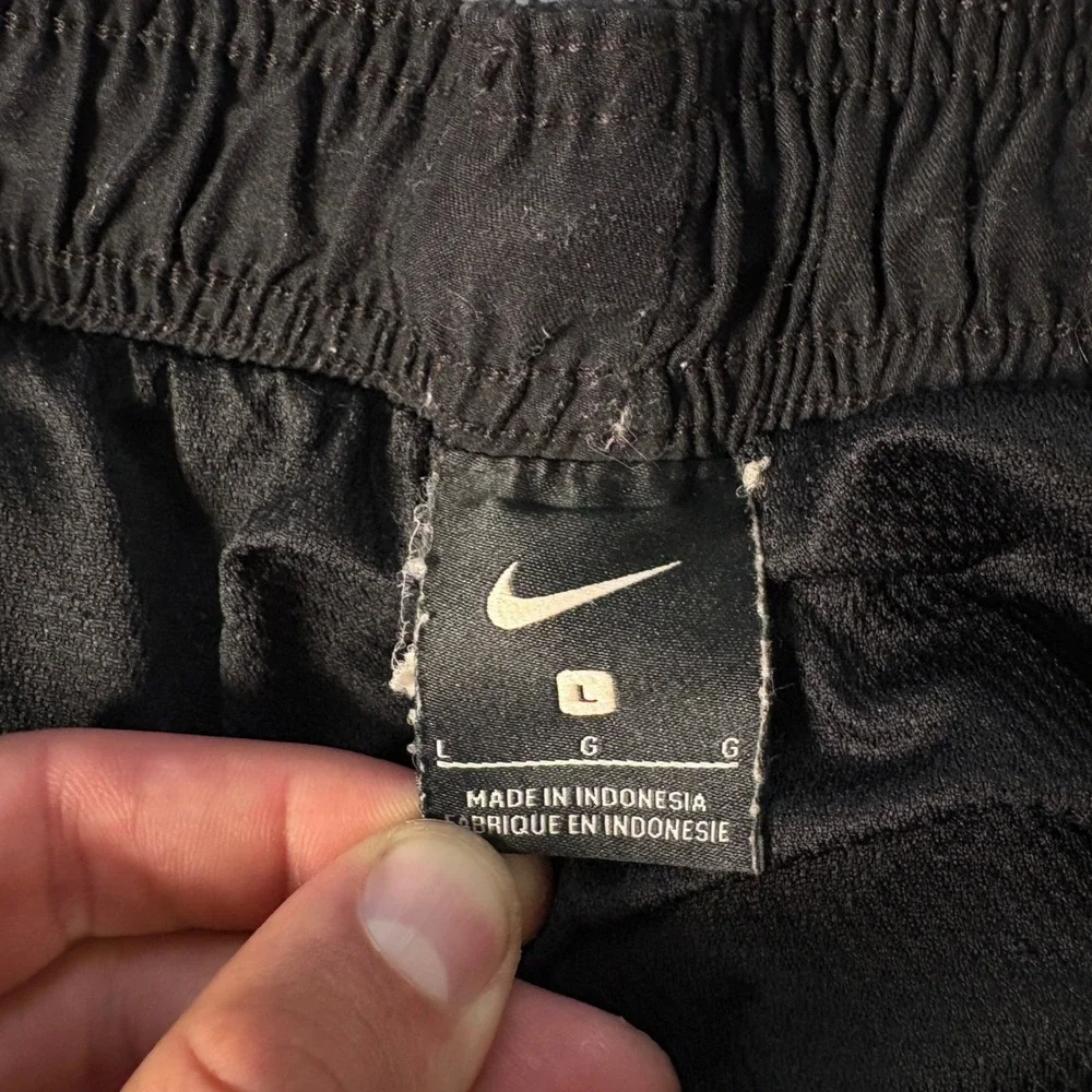 Nike Mens Gray Black Neon Yellow Swim Trunks Mesh Lined Shorts NESS7421 L